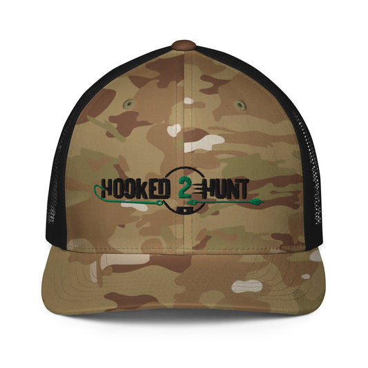 Hooked 2 Hunt Closed-back trucker cap